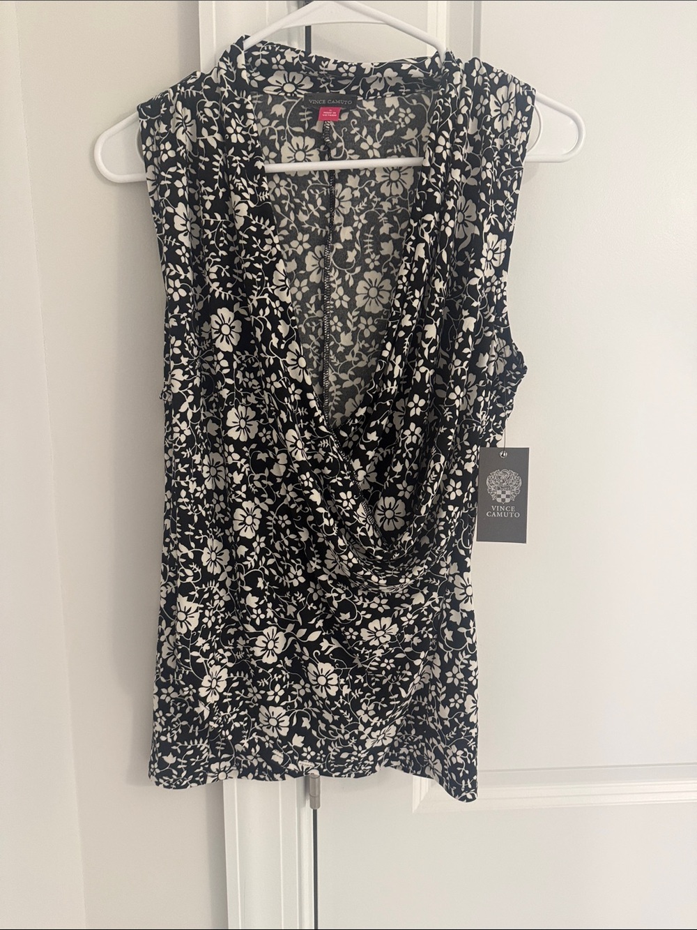 Vince Camuto Black and White Floral Drape Neck Sleeveless Top - nwt